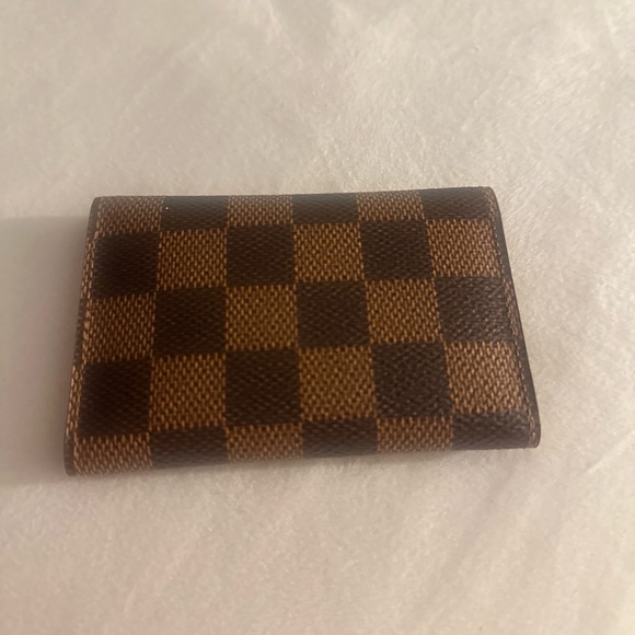 Louis Vuitton Key Holder Damier - Picture 12 of 16